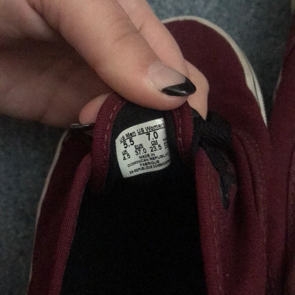 Vans - Picture 3 of 3